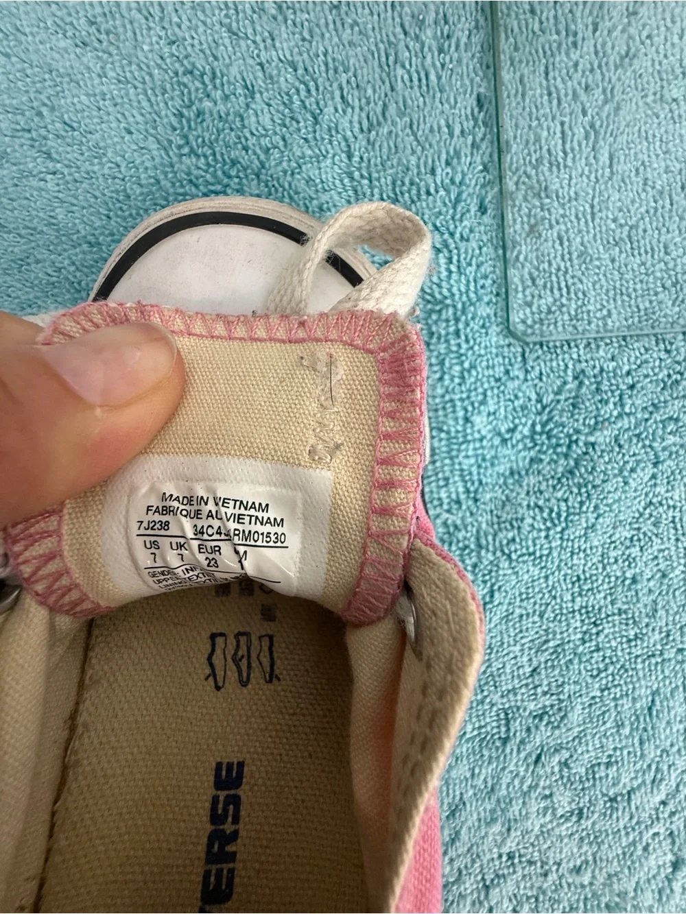 Converse Kids Pink Canvas Low-Top Sneakers with White Trim